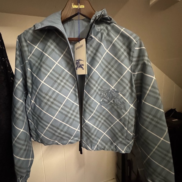 Cropped Reversible Check Jacket - Picture 5 of 16